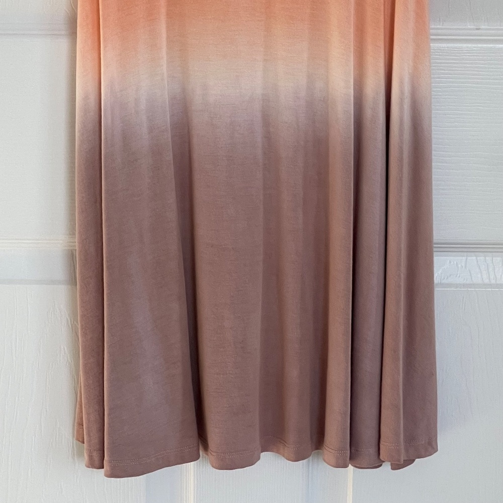 ๐Sun Dress ~ Like New!๐ - Picture 6 of 7